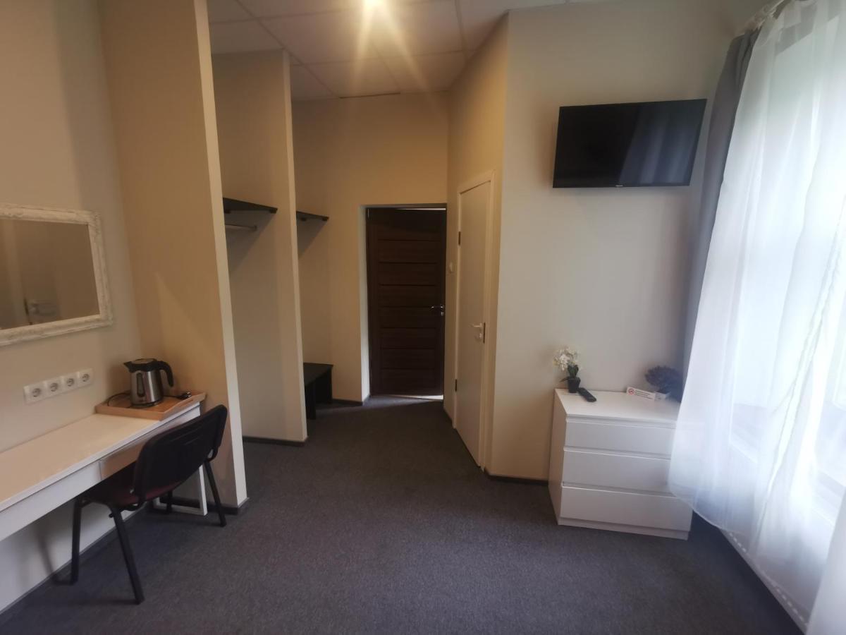 Hotel Karklu Muiza Jelgava Exteriör bild