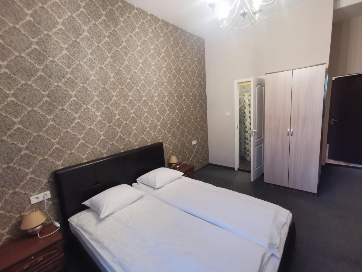 Hotel Karklu Muiza Jelgava Exteriör bild