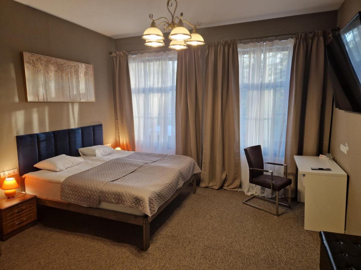 Hotel Karklu Muiza Jelgava Exteriör bild